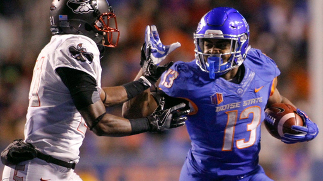 Jeremy McNichols powers Boise State past UNLV, 42-25